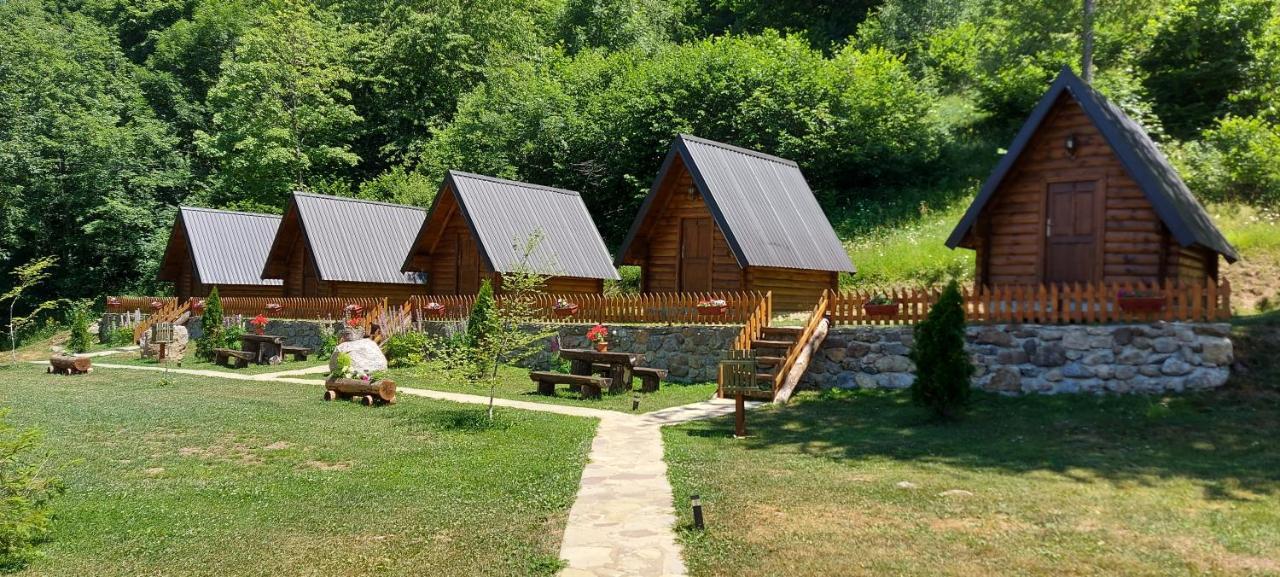 Gradine - Katun Kamp Villa Plav Kültér fotó