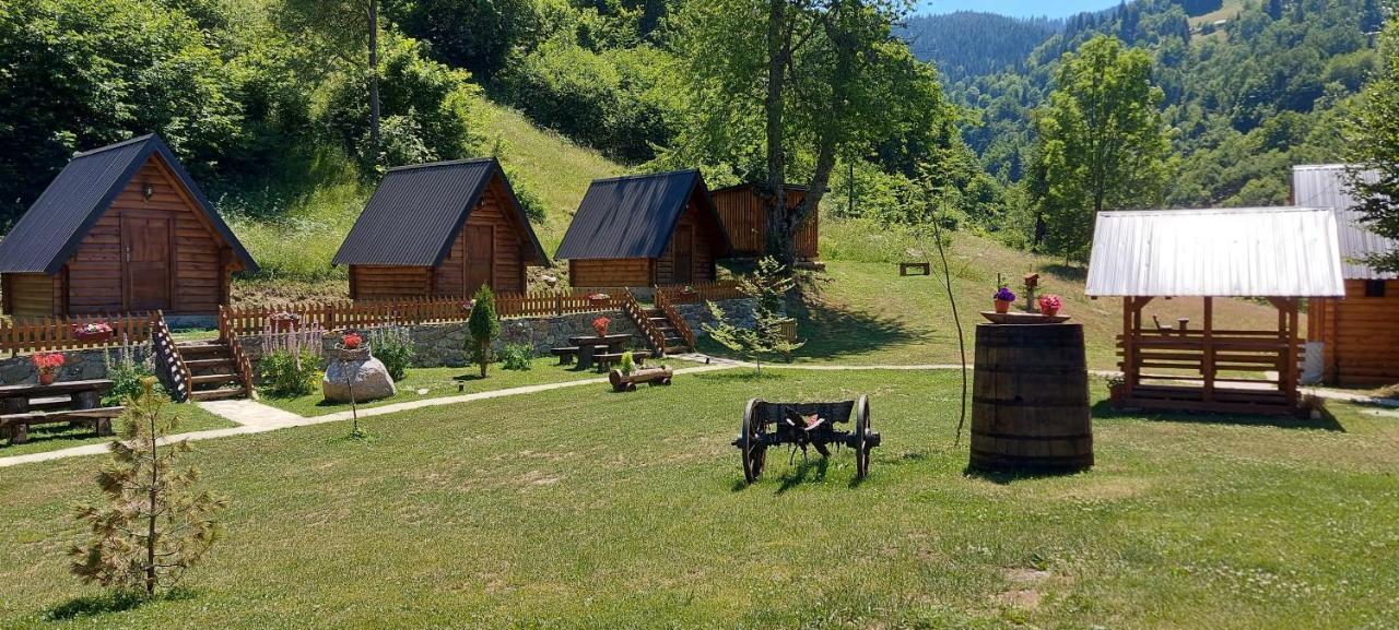 Gradine - Katun Kamp Villa Plav Kültér fotó